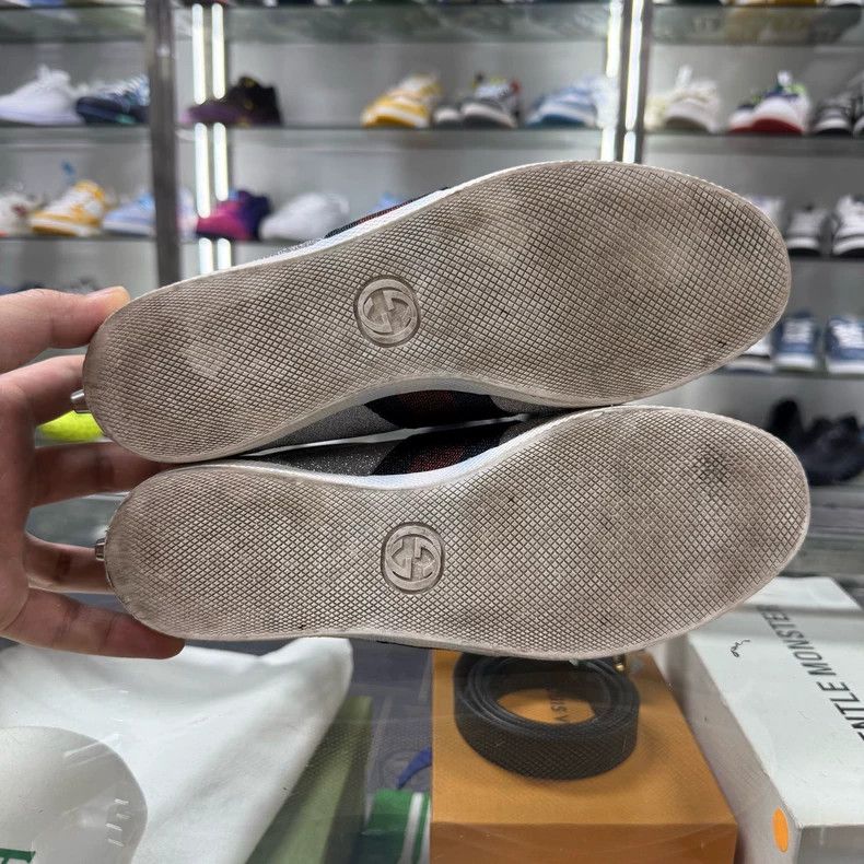 Gucci Gucci Silver Sparkling Sneakers Size 36 Size US 6 / IT 36 - 6 Thumbnail