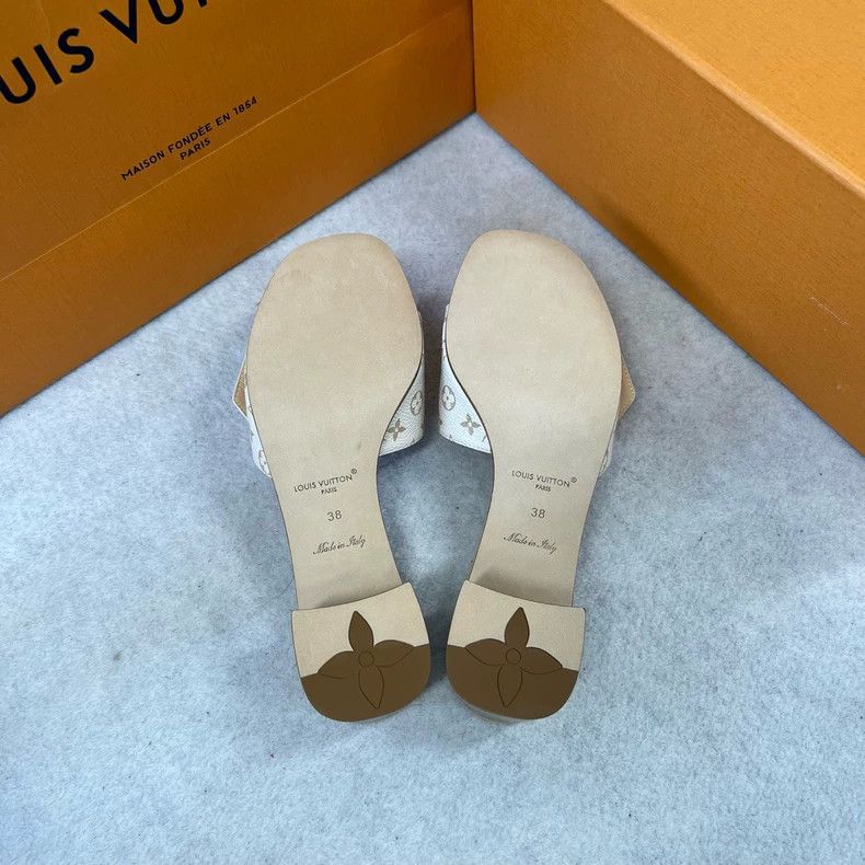 Louis Vuitton Louis Vuitton New Style Slide Sandals 38 Size US 7 / IT 37 - 6 Thumbnail