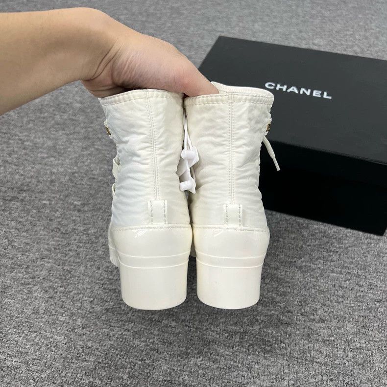 Chanel Chanel White Short Boots 21FW Size 37 Size US 6 / IT 36 - 5 Thumbnail