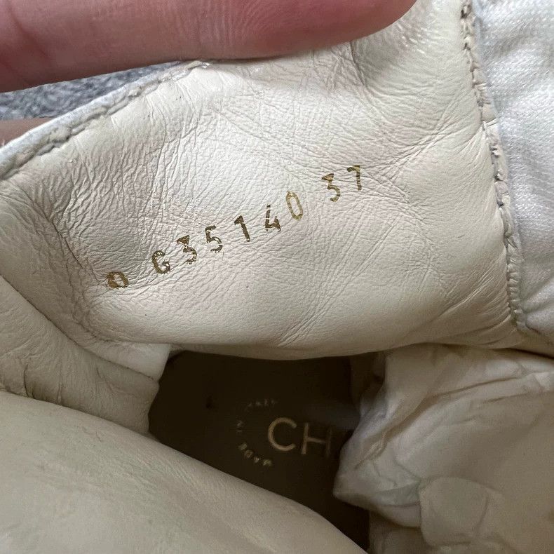 Chanel Chanel White Short Boots 21FW Size 37 Size US 6 / IT 36 - 7 Thumbnail