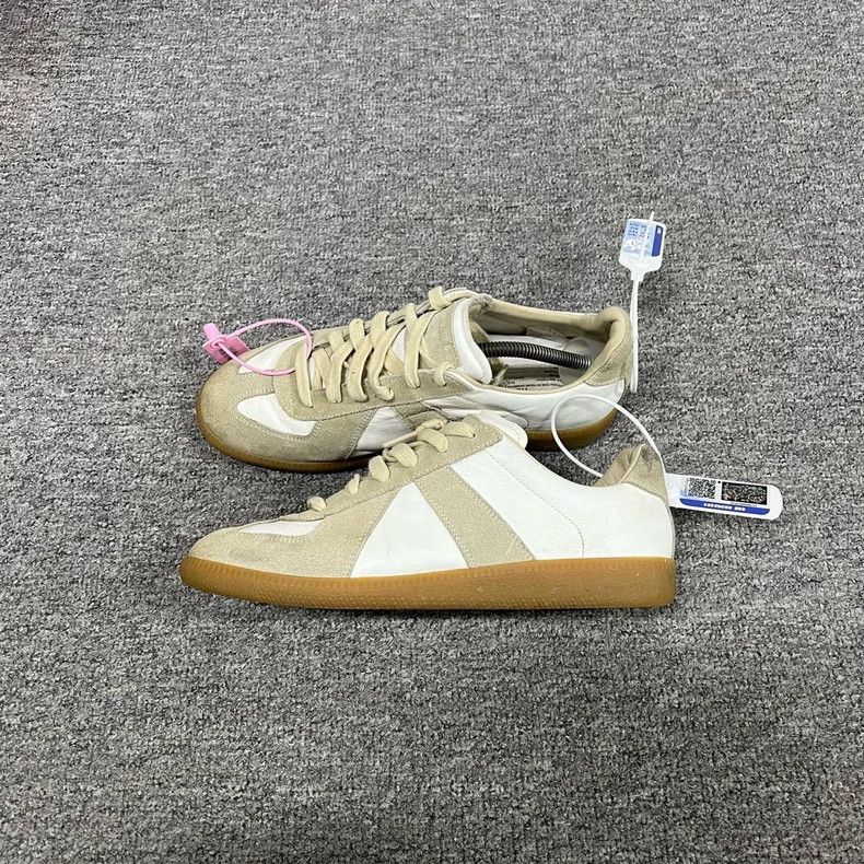 Maison Margiela Maison Margiela Casual Sneakers in Beige Gray Size US 6 / IT 36 - 2 Thumbnail