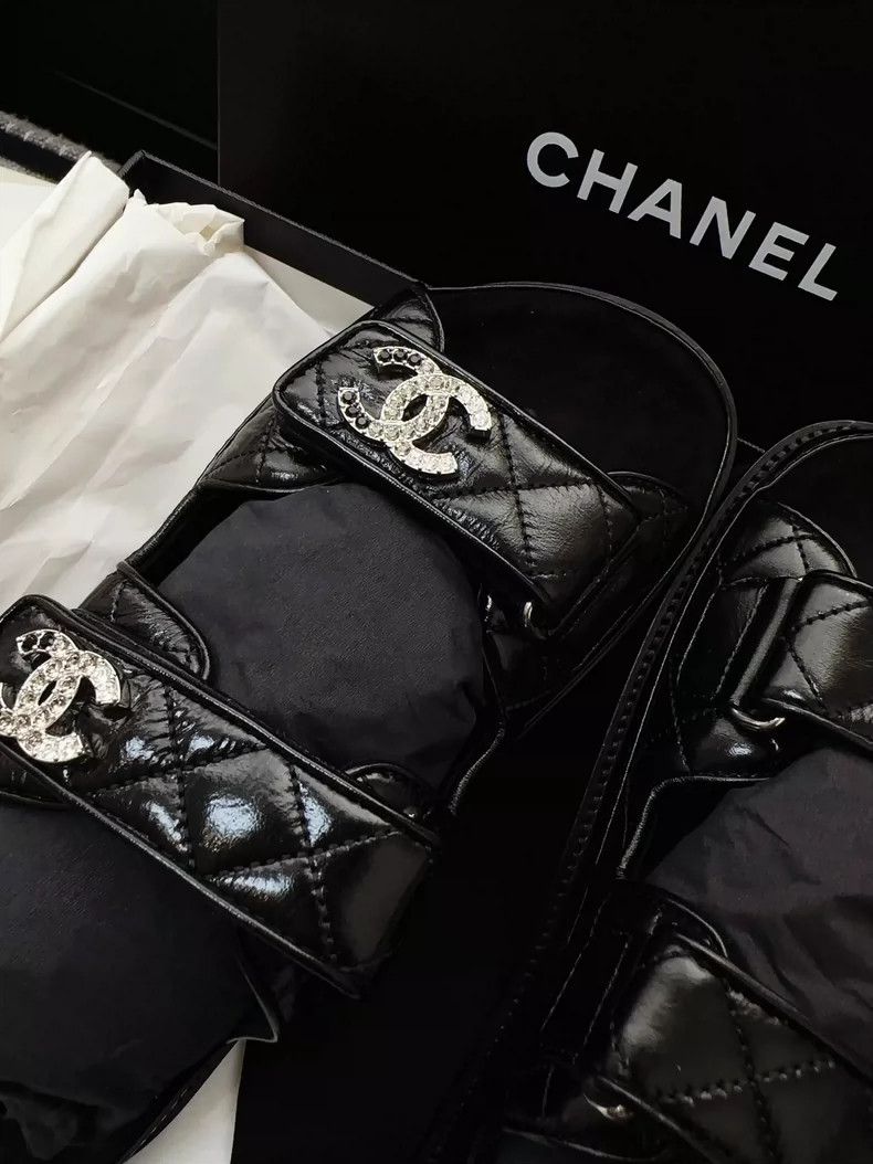 Chanel Chanel Black Velcro Beach Sandals Size 38.5 Size US 12 / IT 42 - 4 Thumbnail