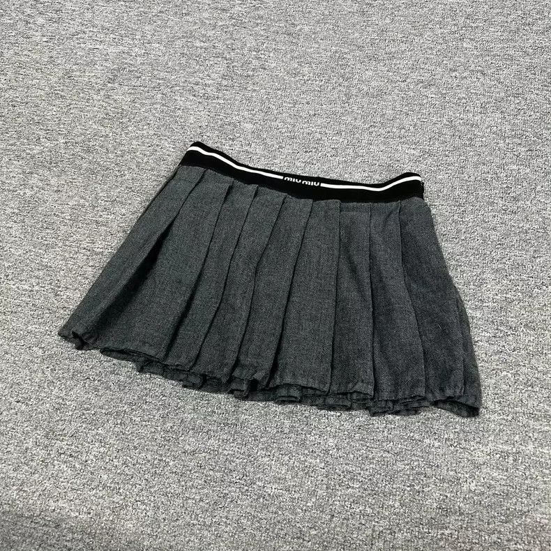 Miu Miu Miu Miu Wool Pleated Logo Mini Skirt Size 38" / US 16 / IT 52 - 3 Thumbnail