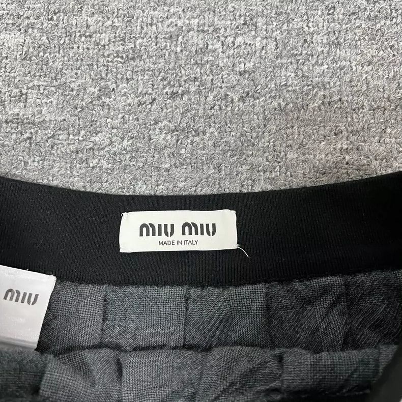 Miu Miu Miu Miu Wool Pleated Logo Mini Skirt Size 38" / US 16 / IT 52 - 5 Thumbnail