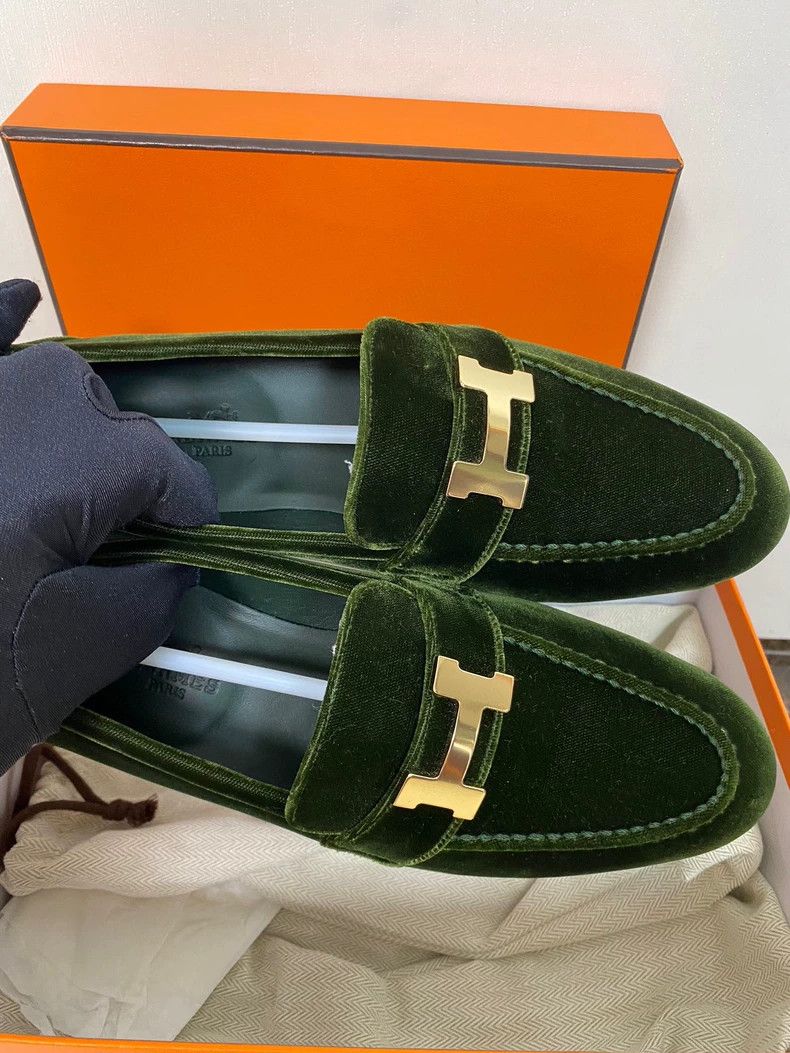 Hermes Hermes Velvet Green Loafers with Box Size US 7 / IT 37 - 2 Thumbnail