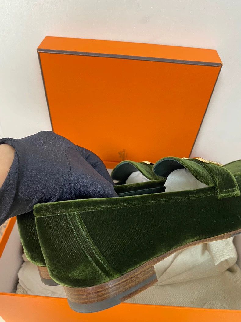 Hermes Hermes Velvet Green Loafers with Box Size US 7 / IT 37 - 5 Thumbnail