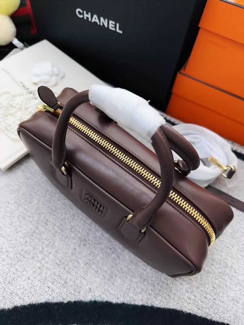 Miu Miu Miumiu Brown Bowling Handbag Short Handle Size ONE SIZE - 4 Thumbnail