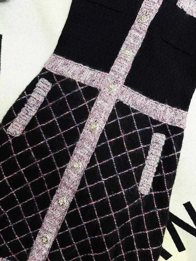 Chanel Chanel Black Knit Dress with Pink Edging Size XS / US 0-2 / IT 36-38 - 3 Thumbnail