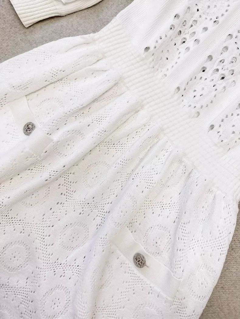 Chanel Chanel White Long Sleeve Knit Dress Size XS / US 0-2 / IT 36-38 - 3 Thumbnail