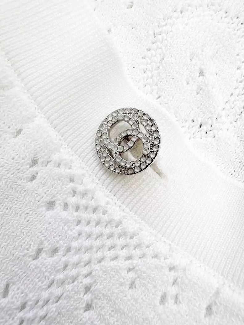 Chanel Chanel White Long Sleeve Knit Dress Size XS / US 0-2 / IT 36-38 - 5 Thumbnail