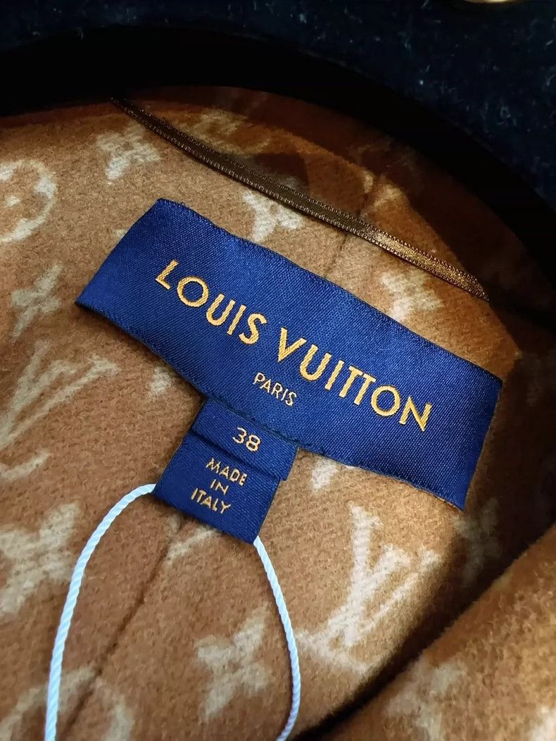 Louis Vuitton Louis Vuitton Caramel Hooded Bathrobe Coat Size M / US 6-8 / IT 42-44 - 5 Thumbnail