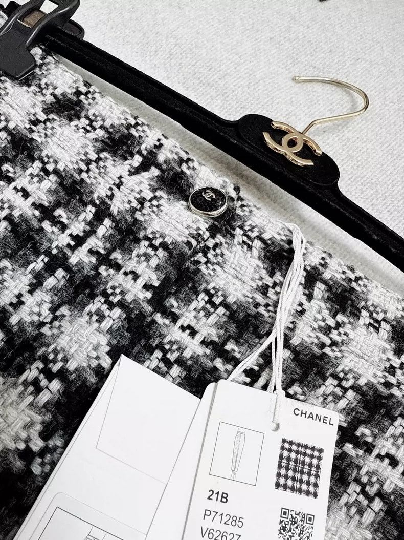Chanel Chanel Black and White Houndstooth Pants Size 34" / US 12 / IT 48 - 3 Thumbnail