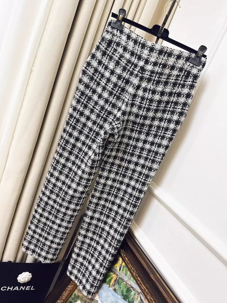 Chanel Chanel Black and White Houndstooth Pants Size 34" / US 12 / IT 48 - 2 Thumbnail
