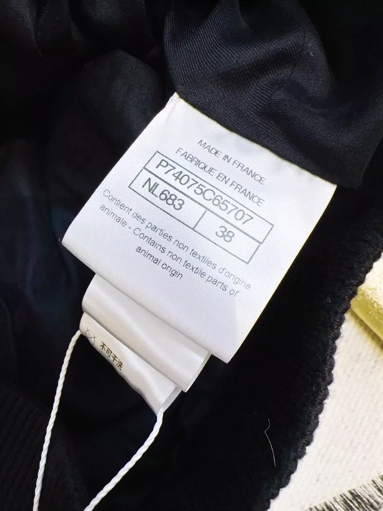 Chanel Chanel Gold Leather Jacket 23c Spring Collection Size M / US 6-8 / IT 42-44 - 6 Thumbnail