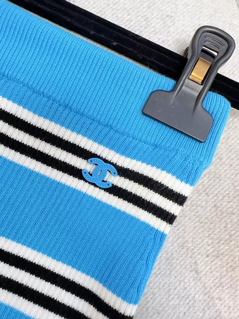 Chanel Chanel Blue Striped Knit Pencil Skirt Size 34" / US 12 / IT 48 - 3 Thumbnail