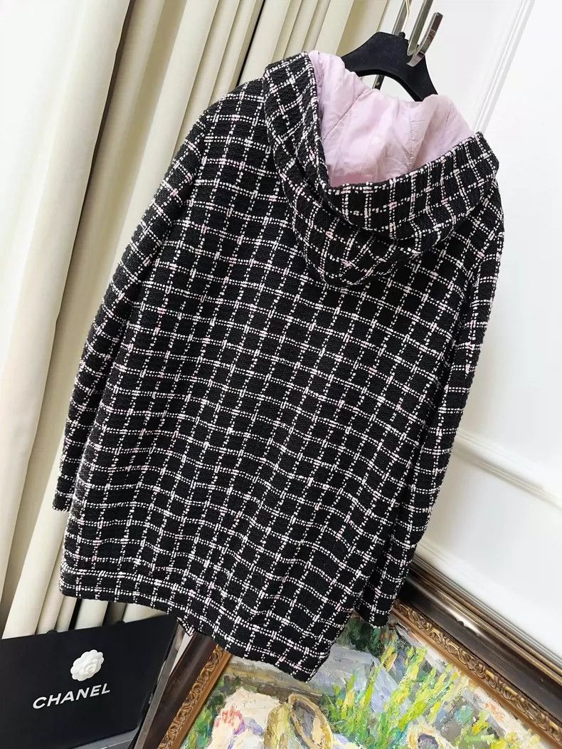 Chanel Chanel Black Pink Hooded Long Coat Size M / US 6-8 / IT 42-44 - 2 Thumbnail