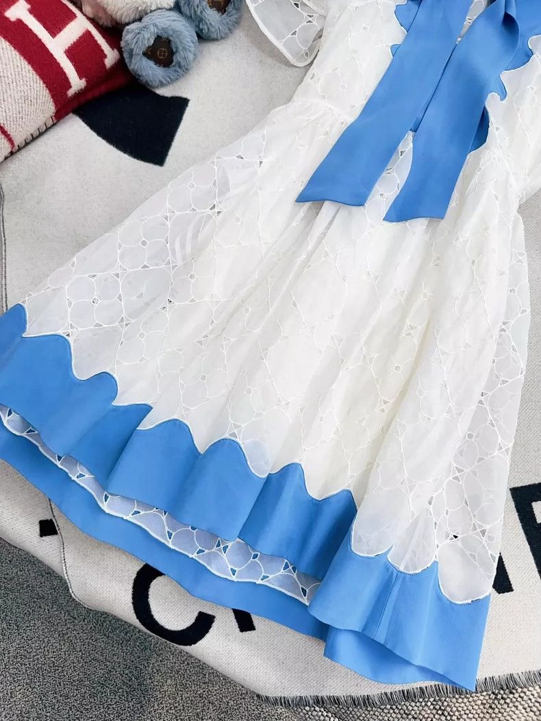 Valentino Valentino White and Blue Lace Dress Size M / US 6-8 / IT 42-44 - 6 Thumbnail