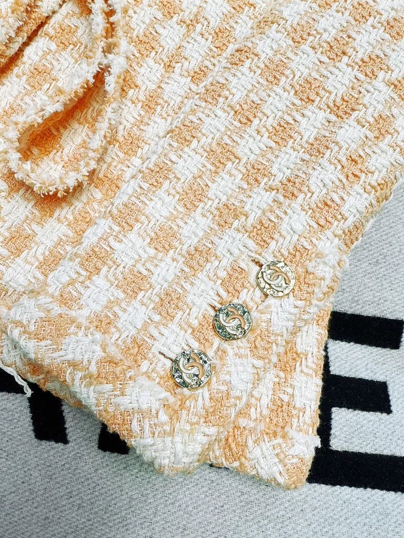 Chanel Chanel Orange Checkered Waist Coat New Size S / US 4 / IT 40 - 3 Thumbnail