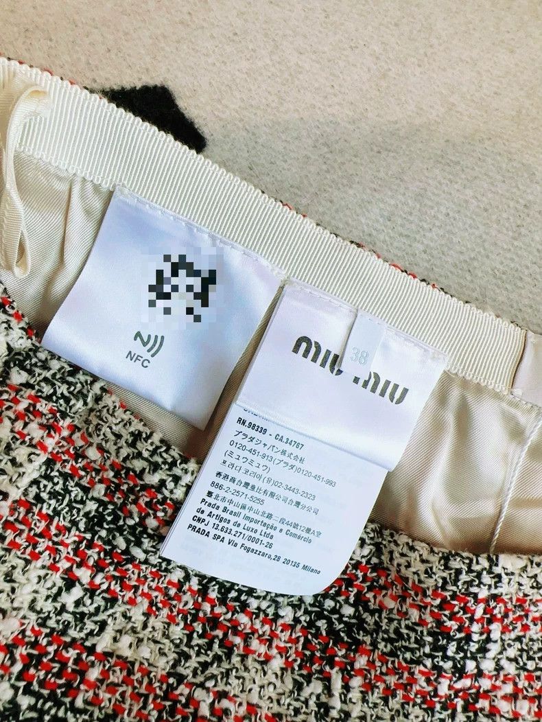 Prada Miu Miu Red Tweed Skirt Size 38 Size 38" / US 16 / IT 52 - 6 Thumbnail