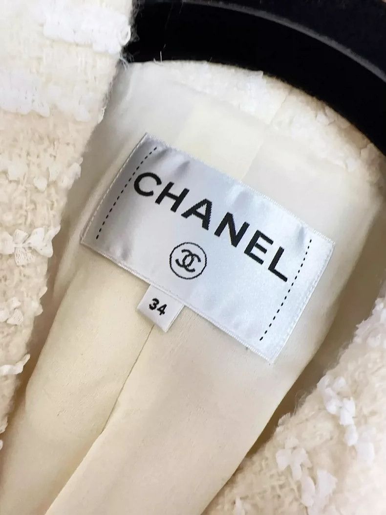 Chanel Chanel White Collar Soft Wool Jacket Size XS / US 0-2 / IT 36-38 - 5 Thumbnail