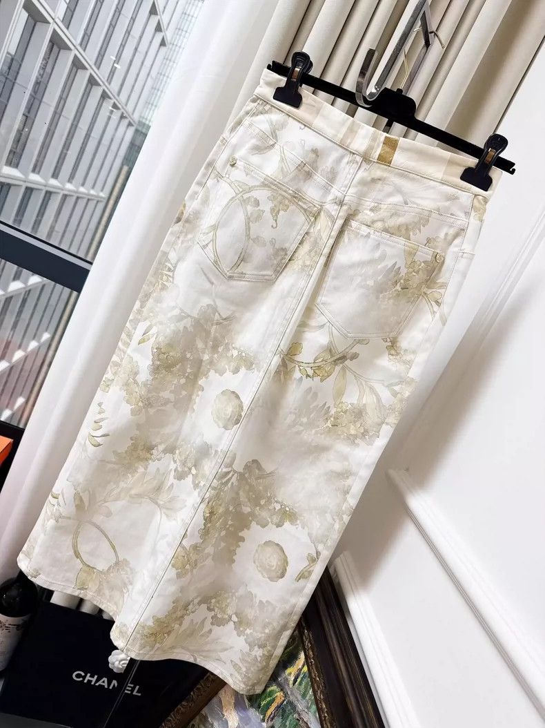 Chanel Chanel White Gold Olive Branch Skirt Size 36" / US 14 / IT 50 - 2 Thumbnail