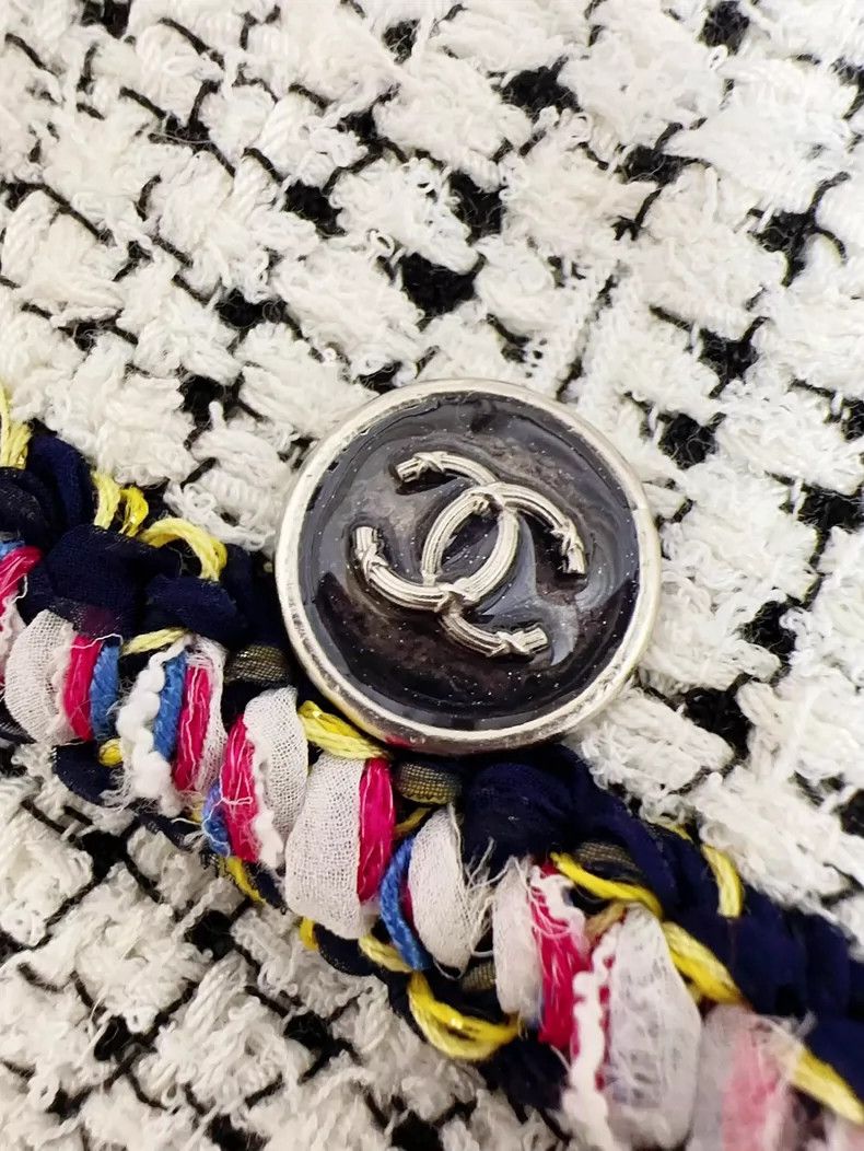 Chanel Chanel White Color-Block Lantern Sleeve Jacket Size XS / US 0-2 / IT 36-38 - 6 Thumbnail