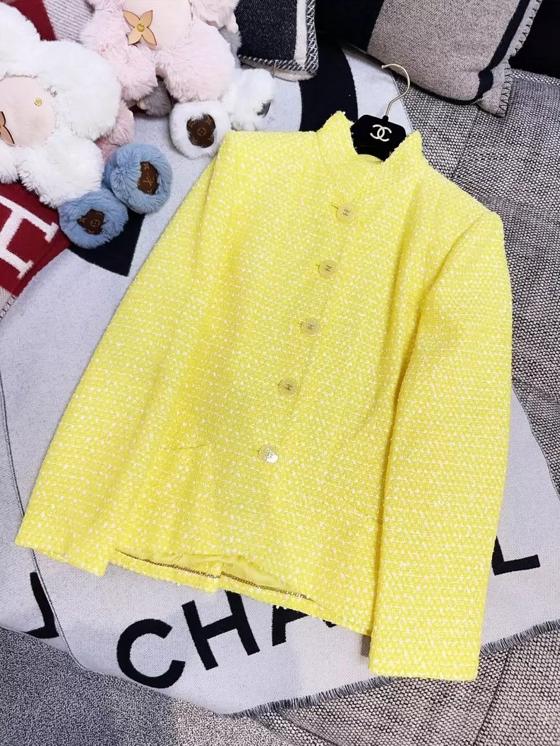 Chanel Chanel Yellow and White Knit Jacket Size S / US 4 / IT 40 - 4 Thumbnail