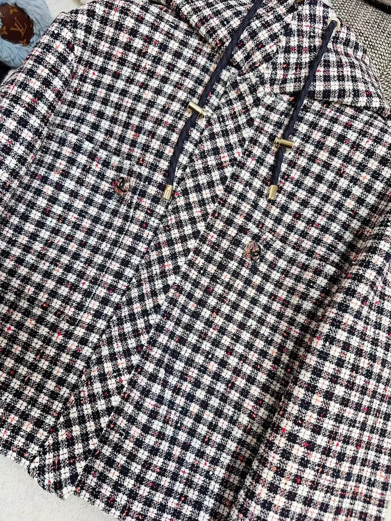 Chanel Chanel Hooded Checkered Short Jacket Size S / US 4 / IT 40 - 3 Thumbnail