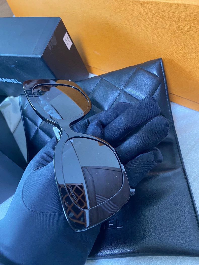 Chanel Chanel Rhinestone Letter Sunglasses Size ONE SIZE - 6 Thumbnail