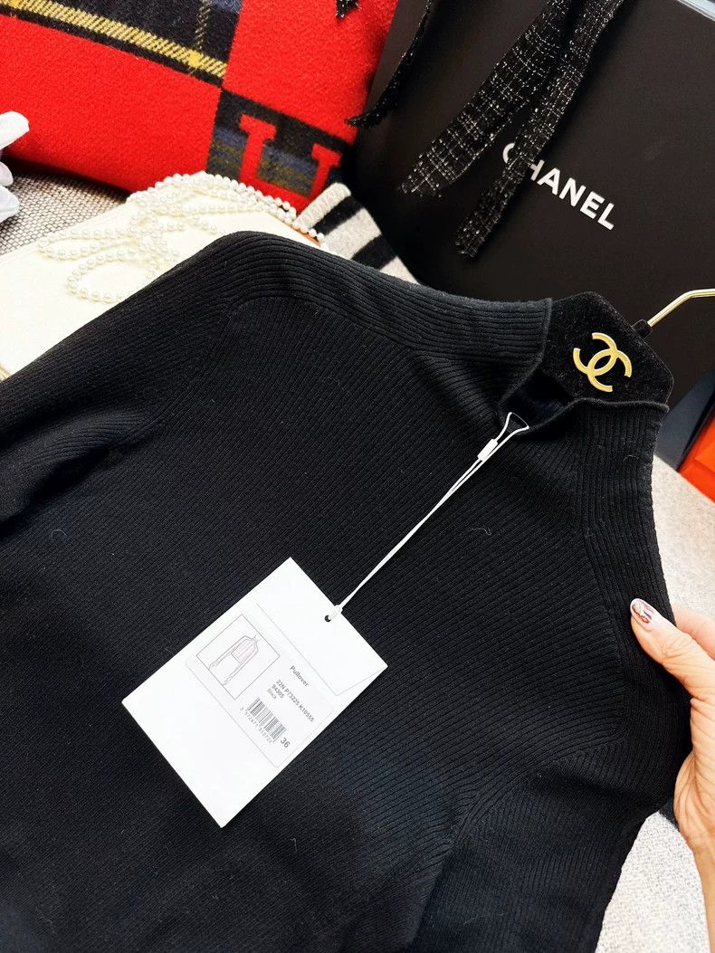 Chanel Chanel Black High Neck Cropped Top Size S / US 4 / IT 40 - 3 Thumbnail