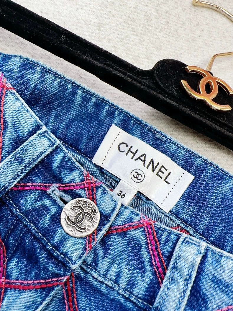 Chanel Chanel Blue and Red Denim Jacket Set Size S / US 4 / IT 40 - 7 Thumbnail