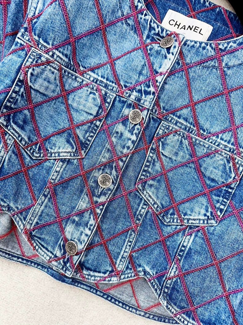 Chanel Chanel Blue and Red Denim Jacket Set Size S / US 4 / IT 40 - 2 Thumbnail
