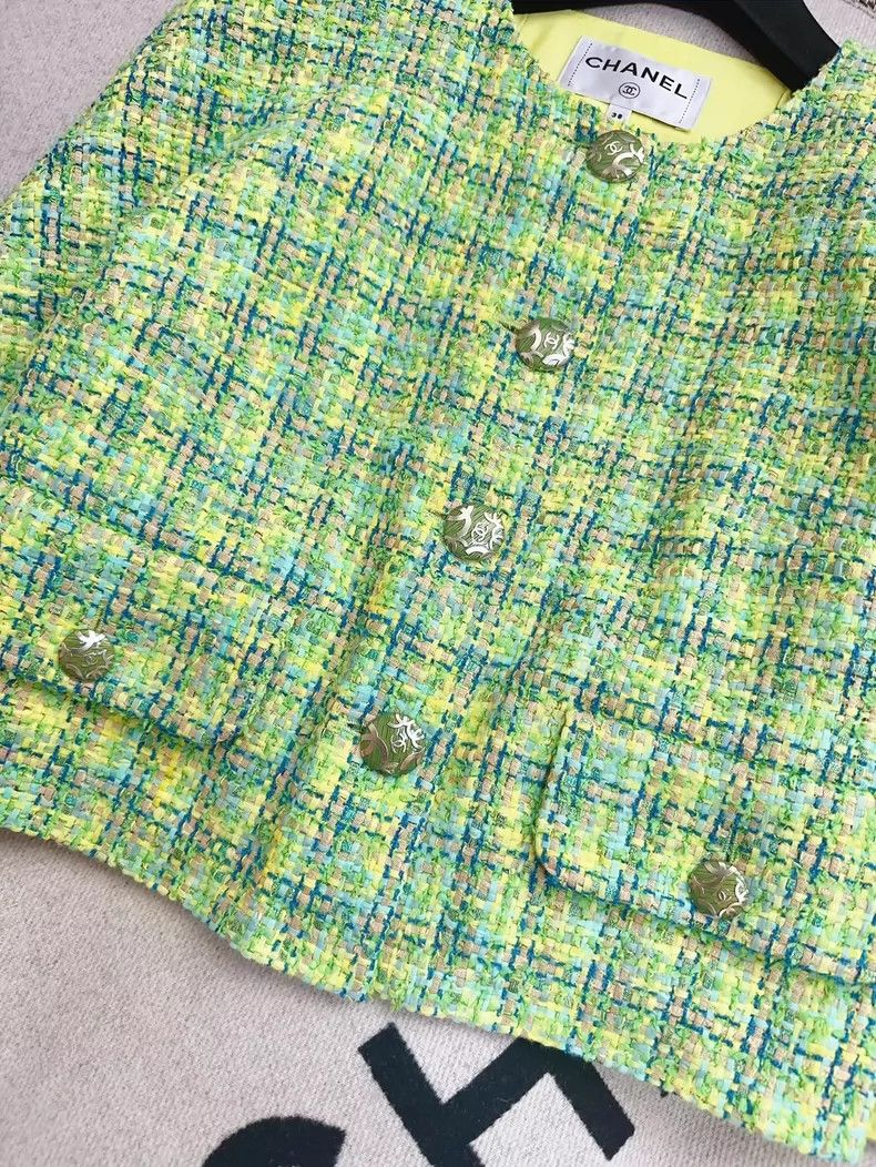 Chanel Chanel Avocado Green Beach Cape Jacket Size M / US 6-8 / IT 42-44 - 4 Thumbnail