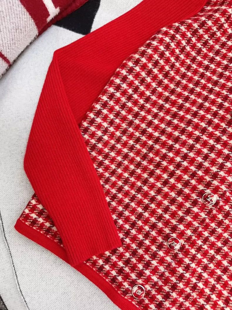 Chanel Chanel Red Check Sweater Jacket Size S / US 4 / IT 40 - 3 Thumbnail