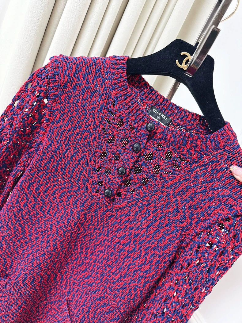 Chanel Chanel Berry Red and Navy Knitted Top Size M / US 6-8 / IT 42-44 - 2 Thumbnail