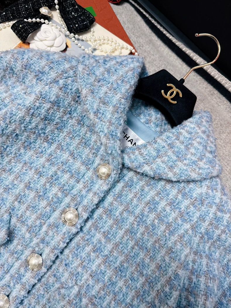 Chanel Chanel Blue Tweed Short Jacket with Pearls Size L / US 10 / IT 46 - 3 Thumbnail