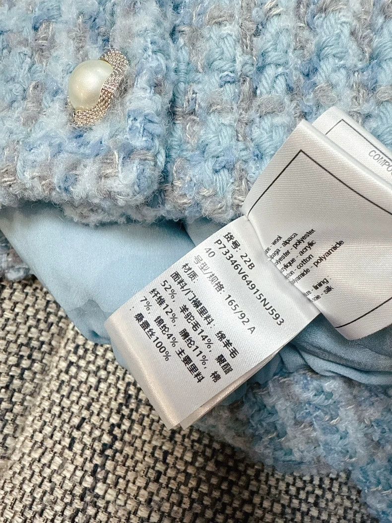 Chanel Chanel Blue Tweed Short Jacket with Pearls Size L / US 10 / IT 46 - 7 Thumbnail