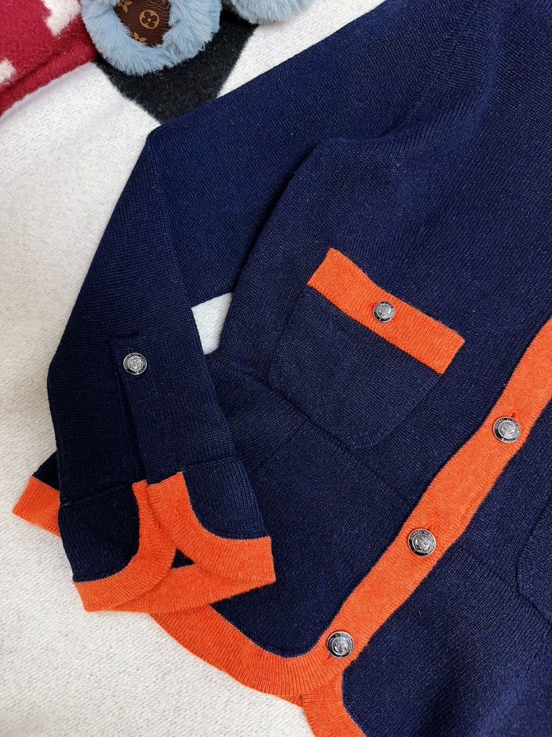 Chanel Chanel Navy Cardigan with Orange Accents Size S / US 4 / IT 40 - 5 Thumbnail