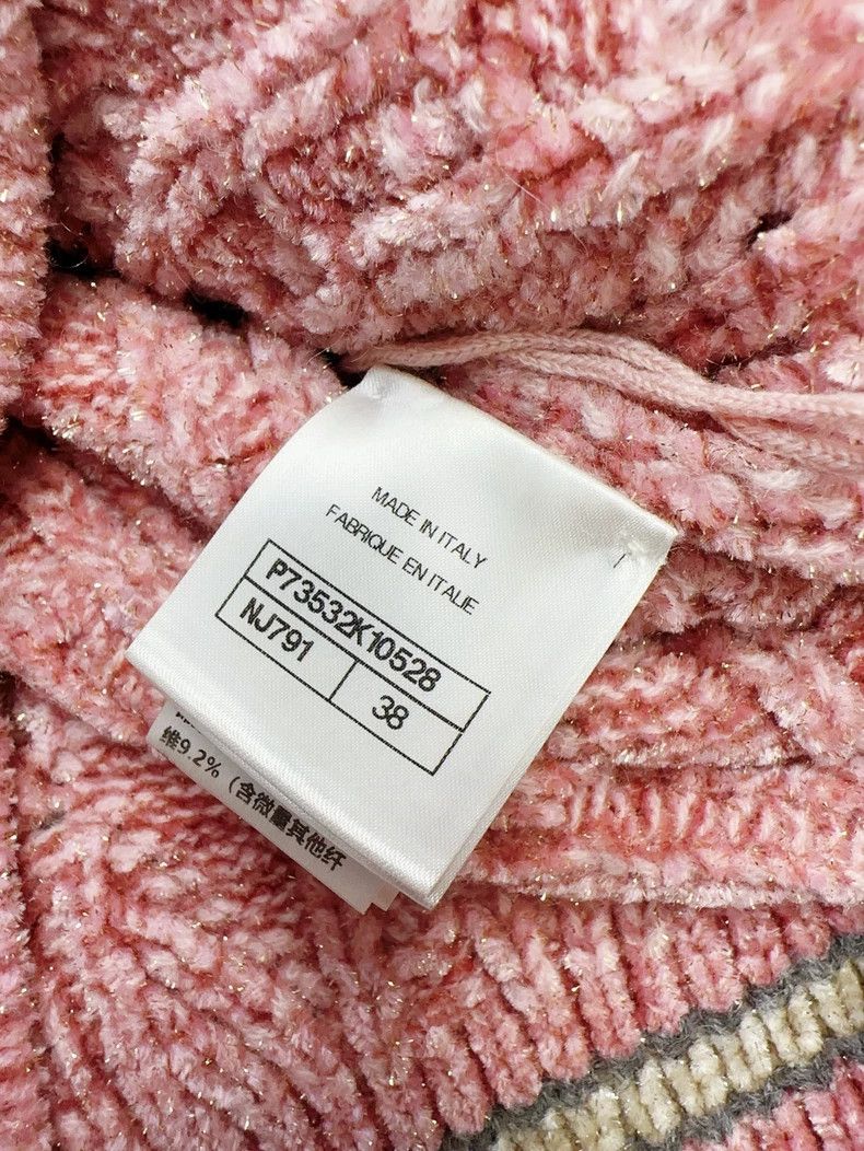 Chanel Chanel Pink Knitted Sweater with Letter Embroidery Size M / US 6-8 / IT 42-44 - 4 Thumbnail