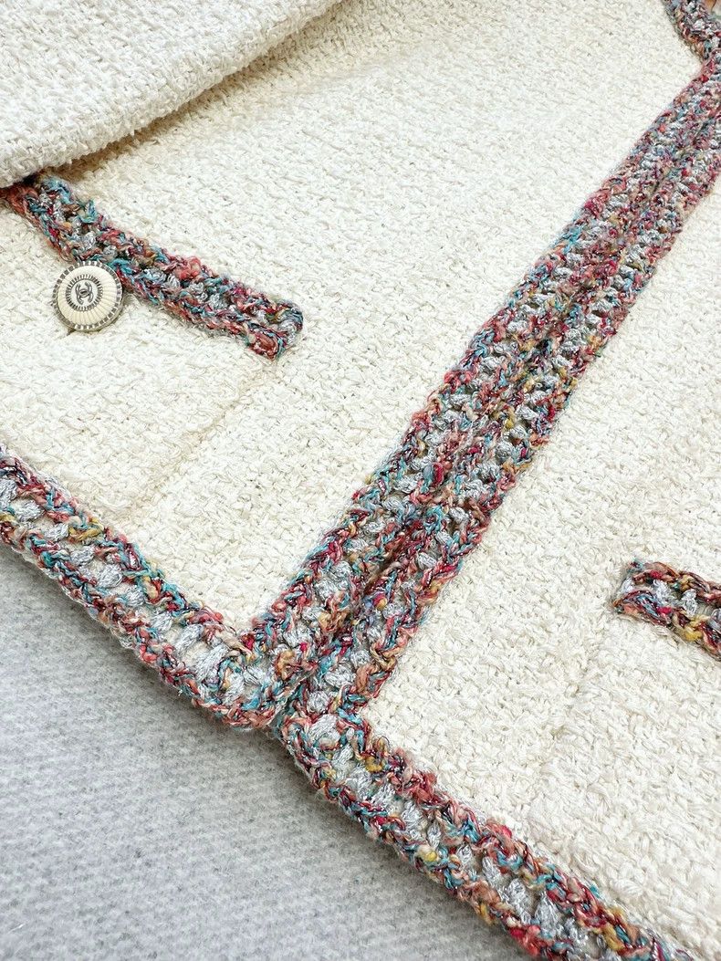 Chanel Chanel Multicolor Trim Beige Coat and Skirt Set Size S / US 4 / IT 40 - 3 Thumbnail
