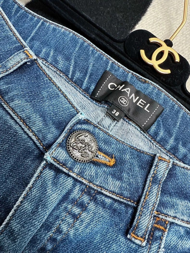 Chanel Chanel Blue Gradient Denim Jeans Size 38 Size 38" / US 16 / IT 52 - 3 Thumbnail