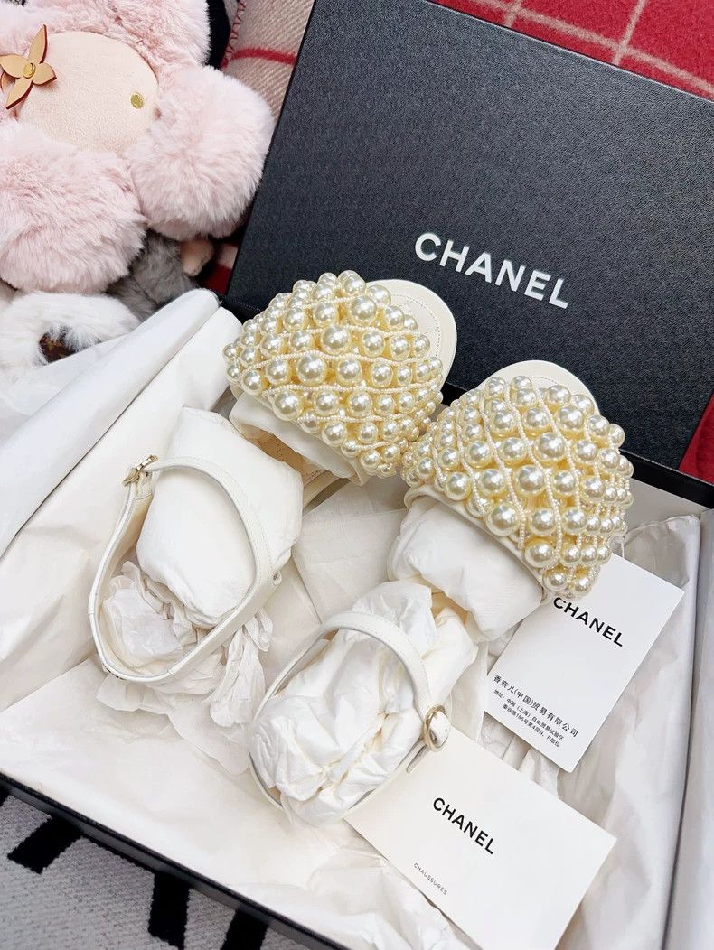 Chanel Chanel Pearl Woven Double C Logo Sandals Size US 7 / IT 37 - 2 Thumbnail