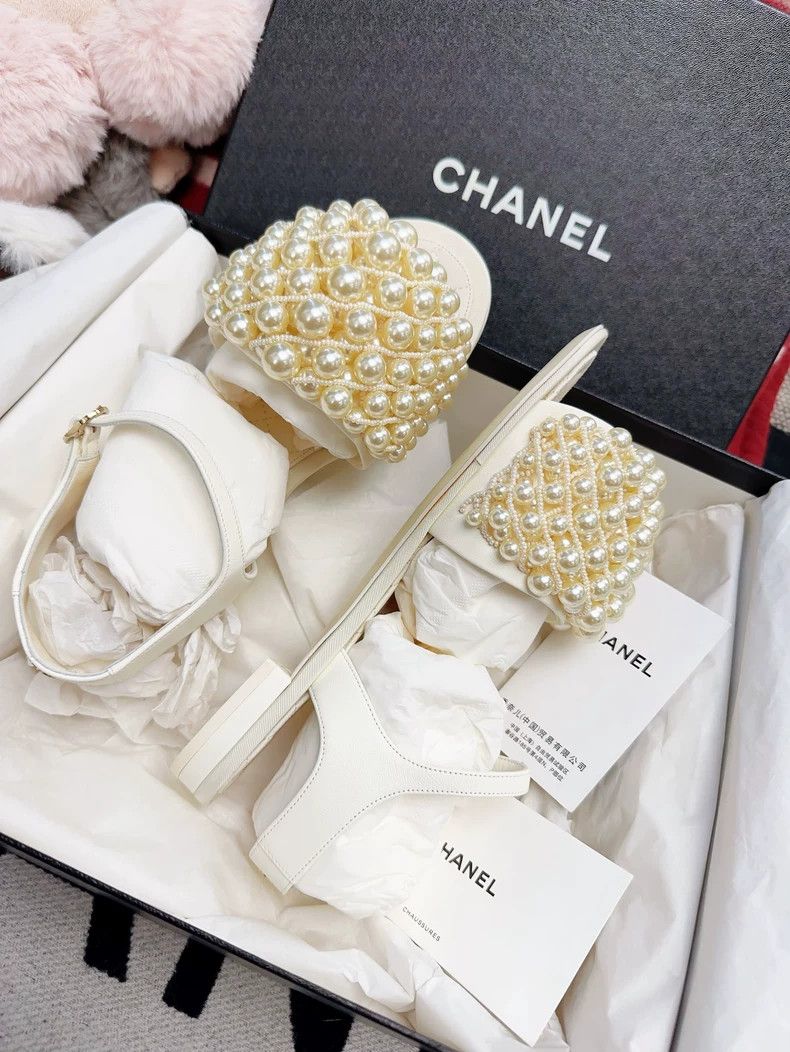 Chanel Chanel Pearl Woven Double C Logo Sandals Size US 7 / IT 37 - 3 Thumbnail