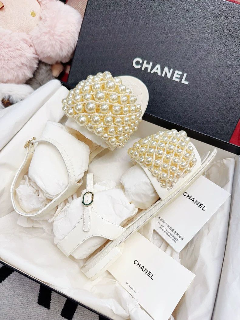Chanel Chanel Pearl Woven Double C Logo Sandals Size US 7 / IT 37 - 4 Thumbnail