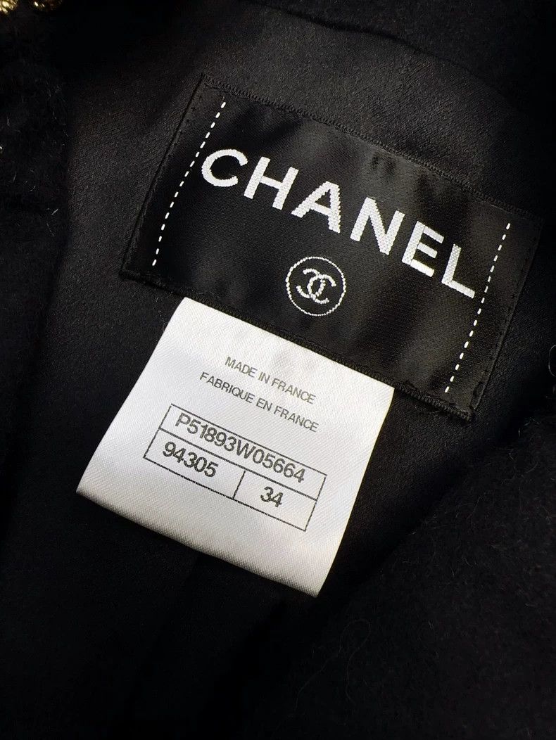 Chanel Chanel Black Long Coat with Gold Trim Size S / US 4 / IT 40 - 6 Thumbnail
