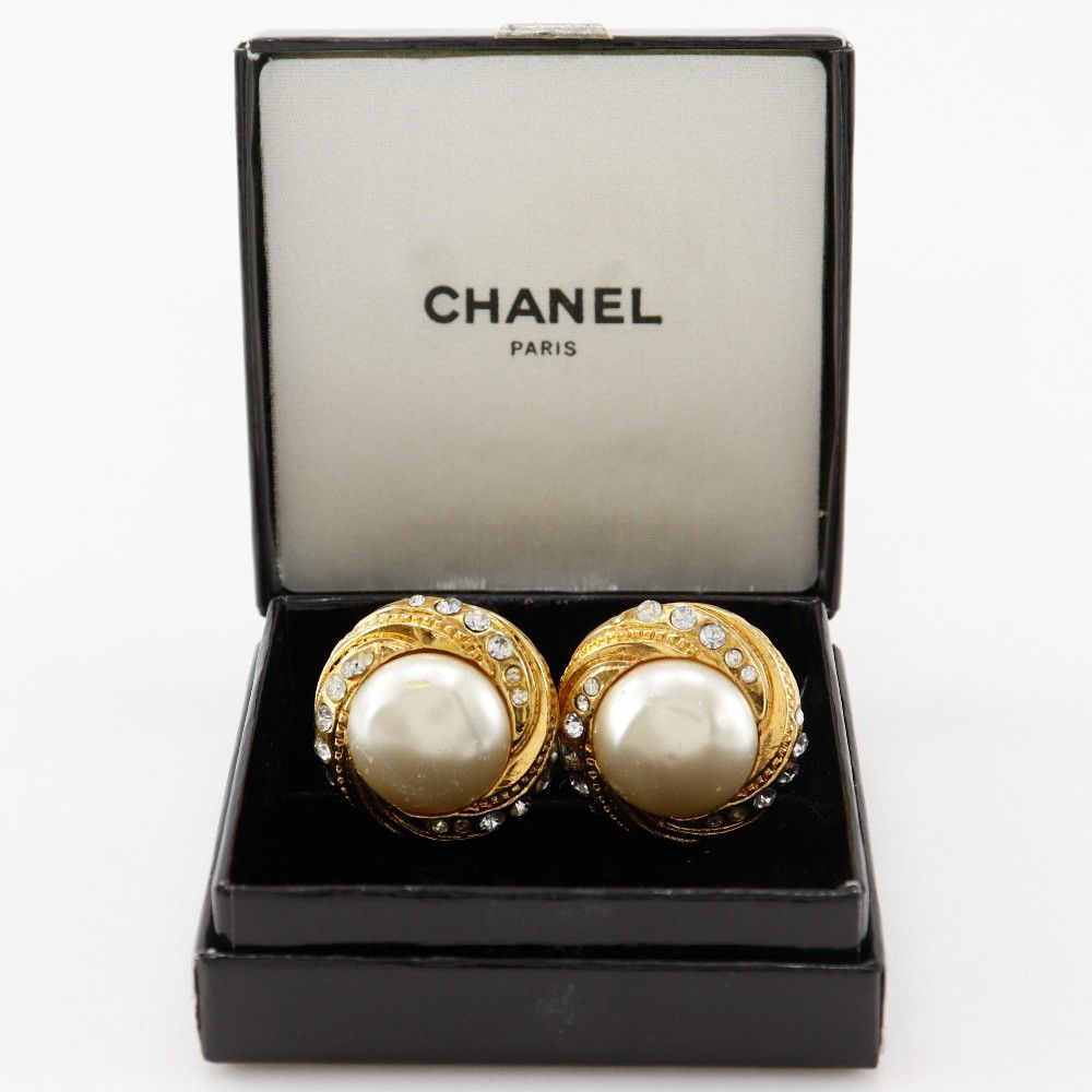 Chanel Chanel Chanel Vintage Earrings Metal Earrings Size ONE SIZE - 10 Thumbnail