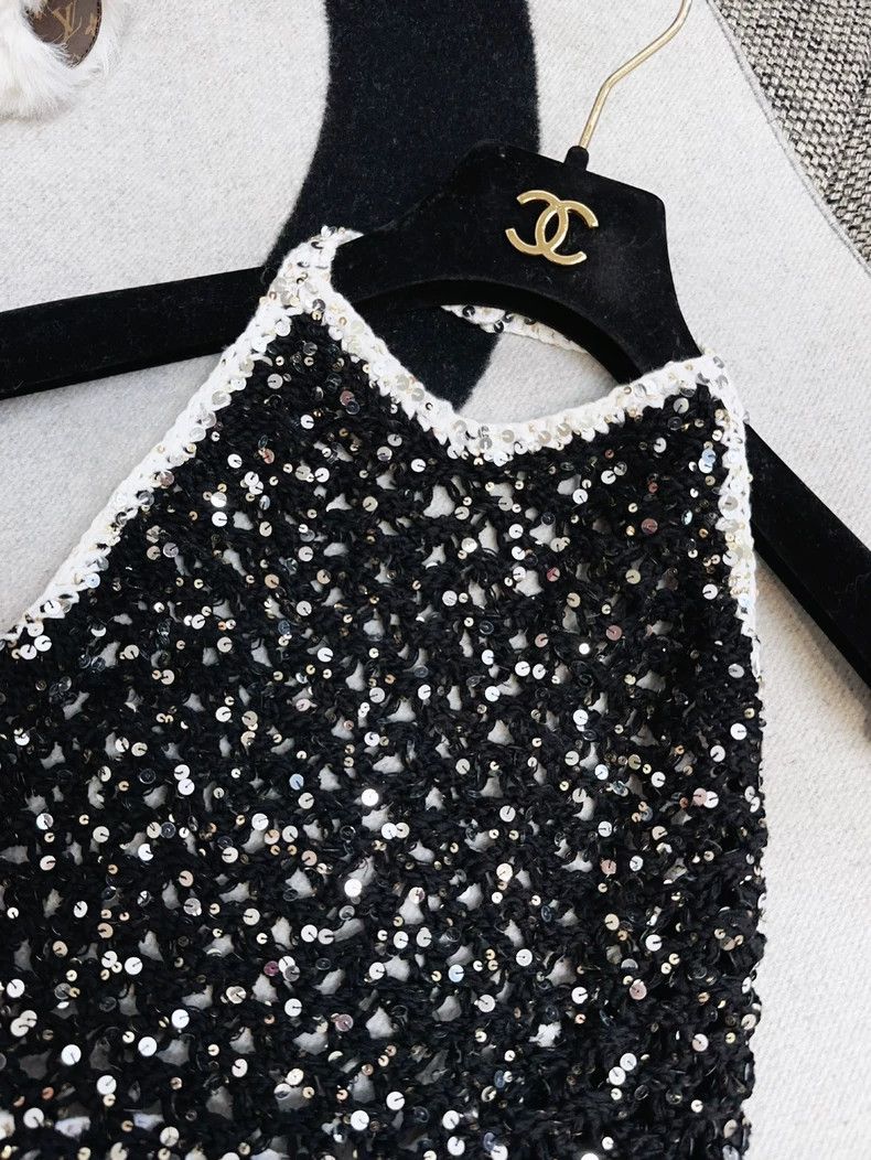 Chanel Chanel Black and White Sequin Halter Top Size S / US 4 / IT 40 - 2 Thumbnail