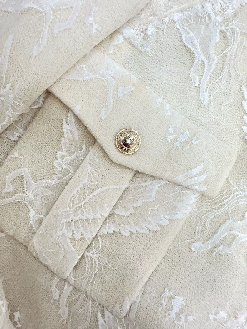 Chanel Chanel Beige Lace Jacket with Pockets Size S / US 4 / IT 40 - 3 Thumbnail