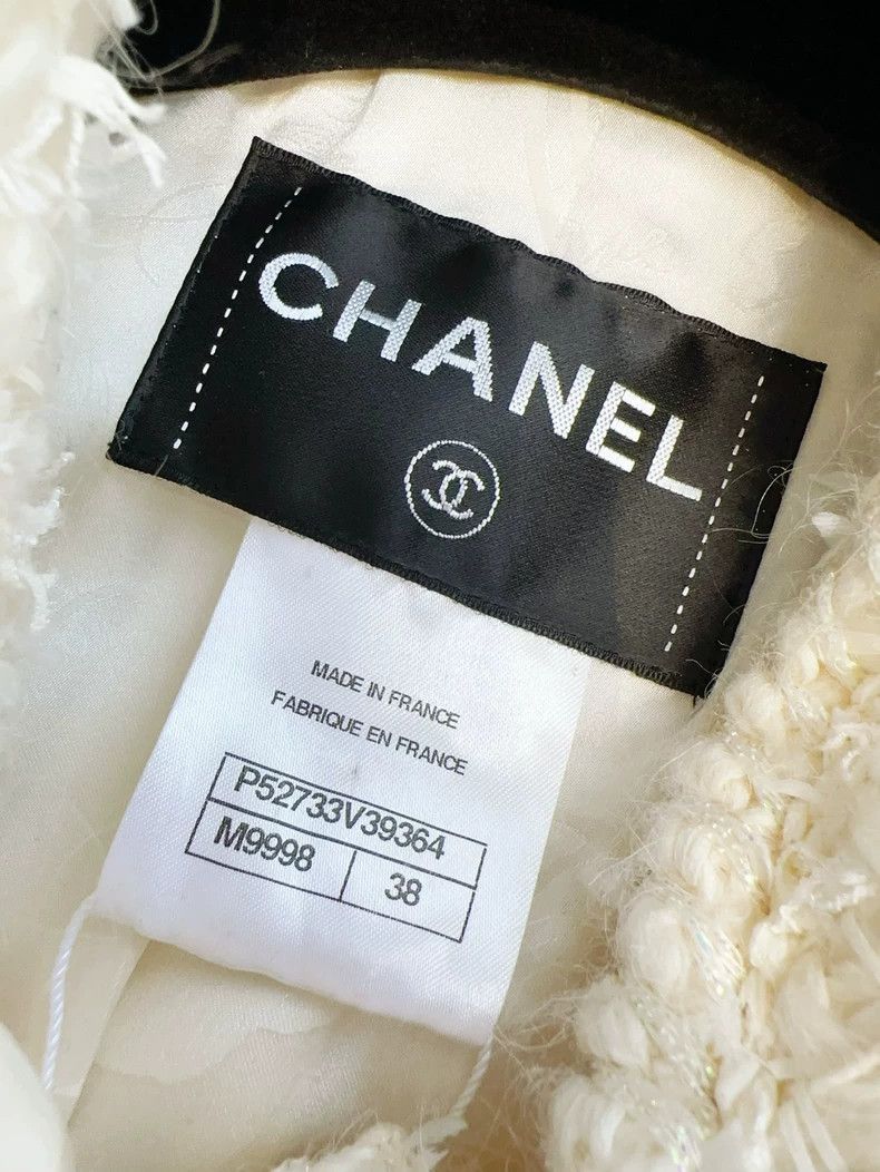 Chanel Chanel Beige Long Sleeve Collar Jacket Size M / US 6-8 / IT 42-44 - 5 Thumbnail