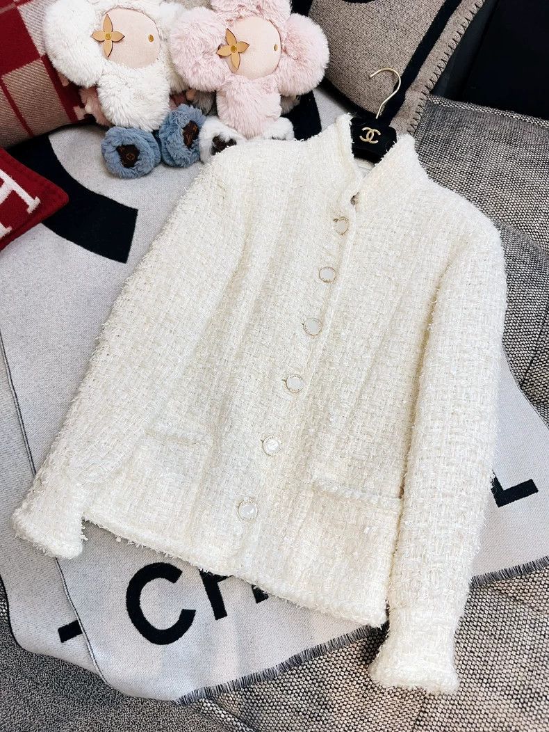 Chanel Chanel Beige Long Sleeve Collar Jacket Size M / US 6-8 / IT 42-44 - 7 Thumbnail